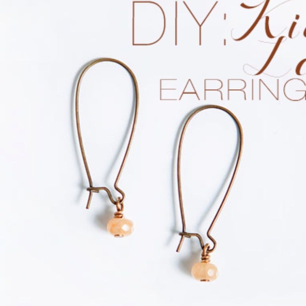 🆕Silver Kidney Wire Earrings - Picture 5 of 9